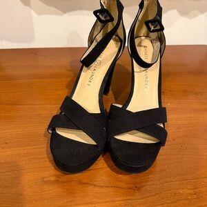 Chinese Laundry Black Strappy Heels